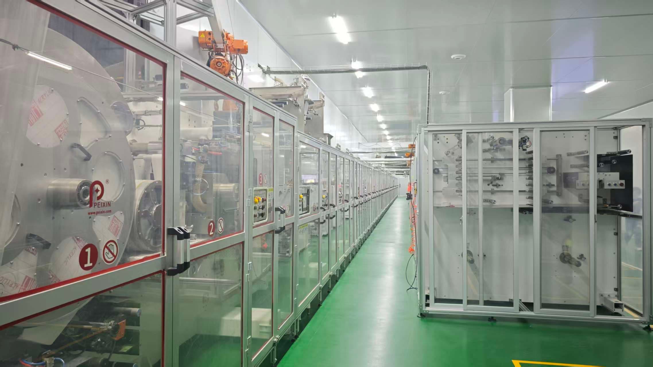 Full-Servo High-Speed Diaper Production Line