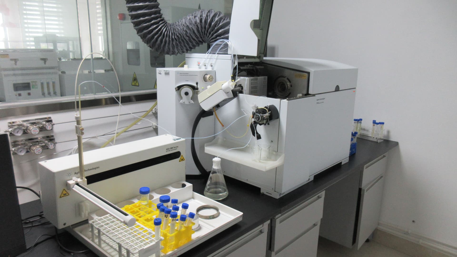 QC Laboratory Agilent Equipment